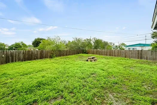 4714 Queen Dr — Photo 17