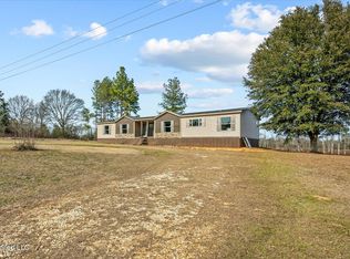 97 Old Holmesville Rd, Tylertown, MS 39667