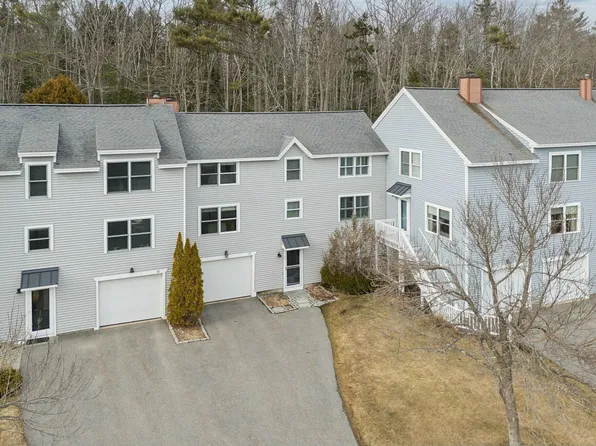 17 Ephraim Tyler Way #17, Kennebunk, ME 04043