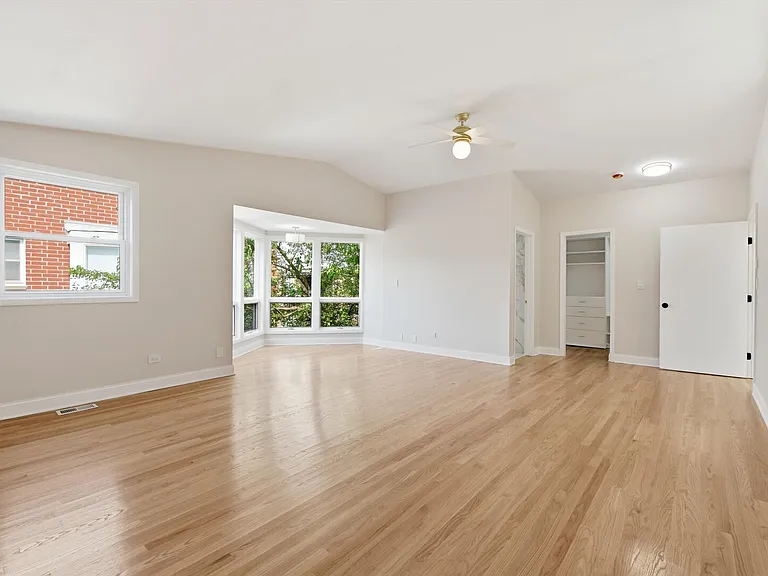5510 S Cornell Ave #D — Photo 17