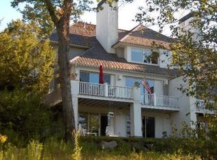 98 Country Club Way, Ipswich, MA 01938