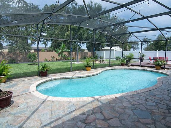 3rd image of 1044 Corkwood Dr