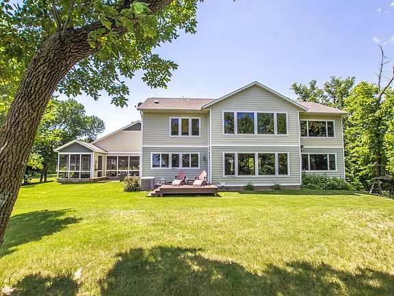 5th image of 2487 Arrowwood Dr NW