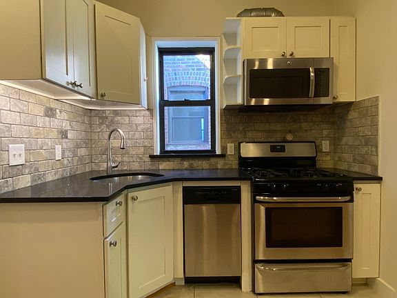 2nd image of 225 Rogers Ave #4