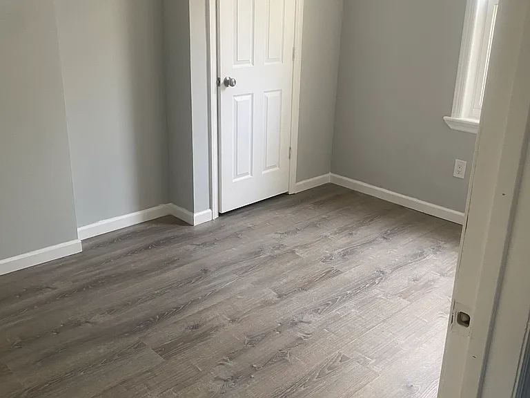 208 S Grove St #2 — Photo 5
