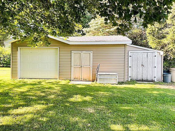 Detached Shed