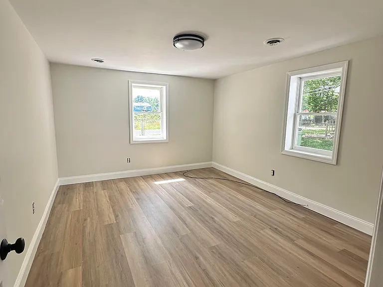 115 Elderberry Ave — Photo 7