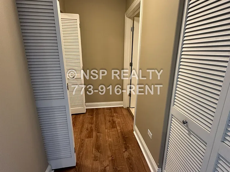 2-20 Itasca Pl #420 — Photo 19