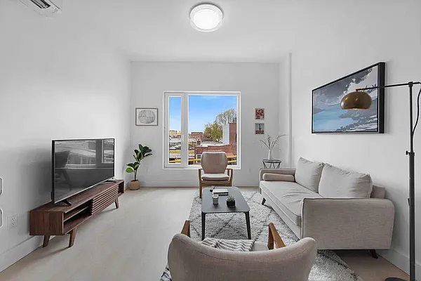 Rented by MADEHOME | media 8