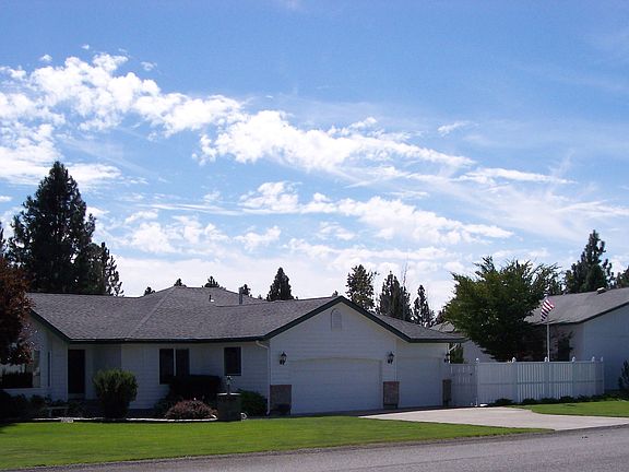 2nd image of 25514 E Lincoln Dr