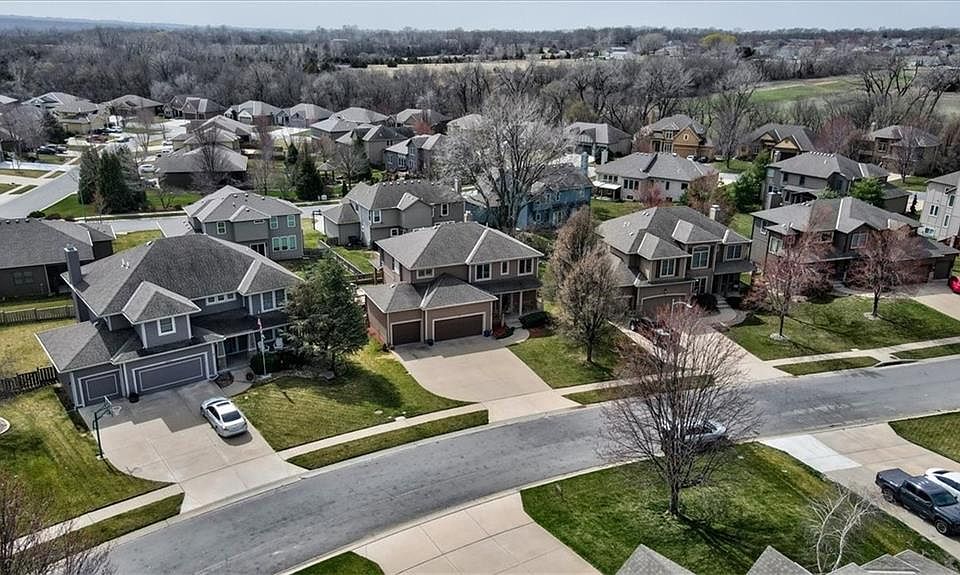 20199 W 224th St, Spring Hill, KS 66083 | Zillow