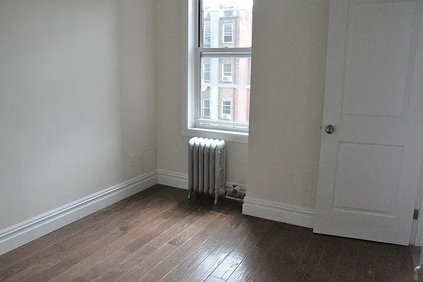 Rented by Sector Property Group | media 21