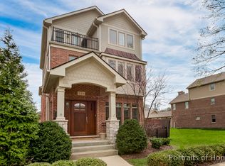 448 W Seminary Ave, Wheaton, IL 60187