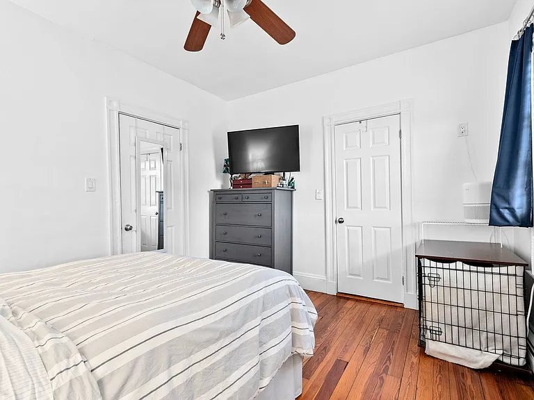 12 Houghton St #1 — Photo 10