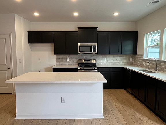2nd image of 5004 Cambrey Dr Homesite 3