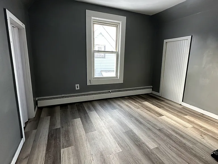 133 Lake St #3 — Photo 4