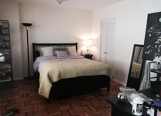 Rented by Warburg | media 7