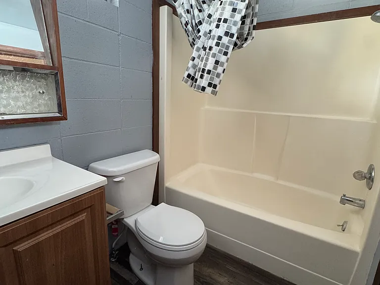 1013 Goodlander Dr #1 — Photo 14