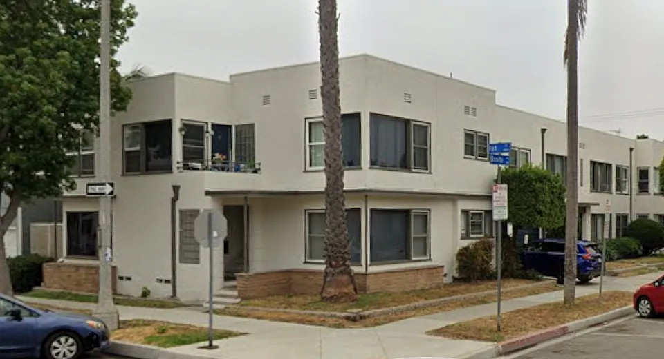 935 E 1st St #107