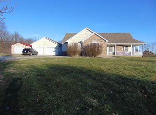 1383 Shakertown Rd, Harrodsburg, KY 40330