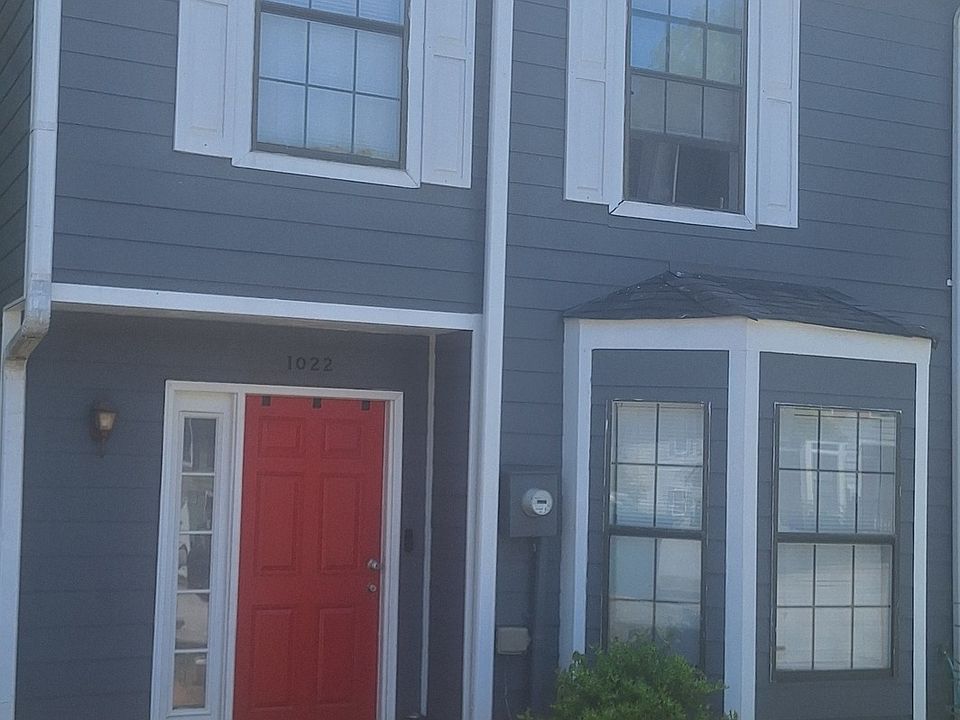 1st image of 1022 Thorn Woode Ln