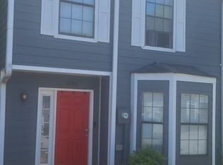 1022 Thorn Woode Ln, Stone Mountain, GA 30083