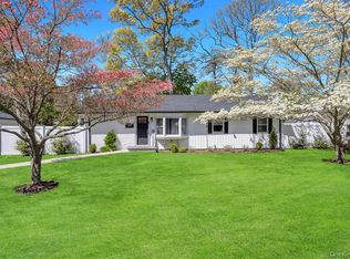 20 Garden St, Nesconset, NY 11767