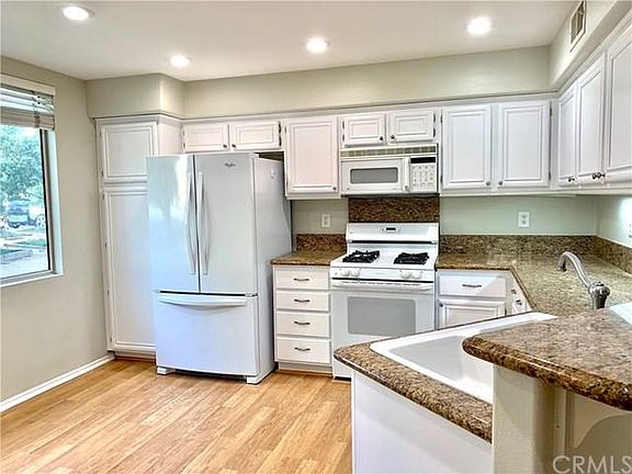 4th image of 2341 Ternberry Ct