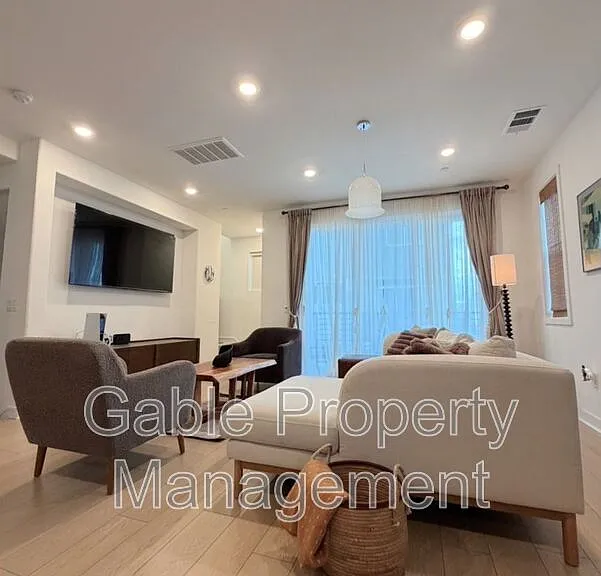 27465 Viero Pl — Photo 12