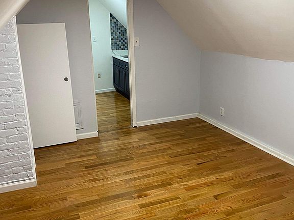 2nd image of 150 Delaware Ave #2B