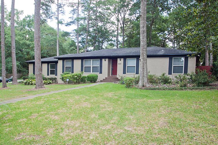 1st image of 3639 Barbary Dr