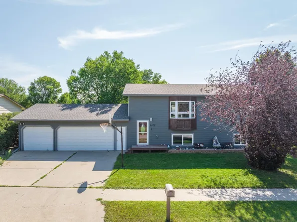 2472 Jack Pine Dr, Rapid City, SD 57703