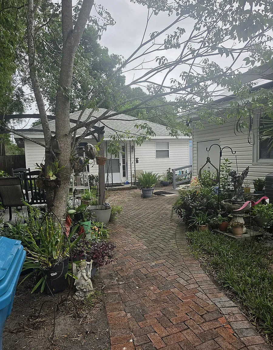 1 bed, 800 sqft, $1,700 — Photo 2