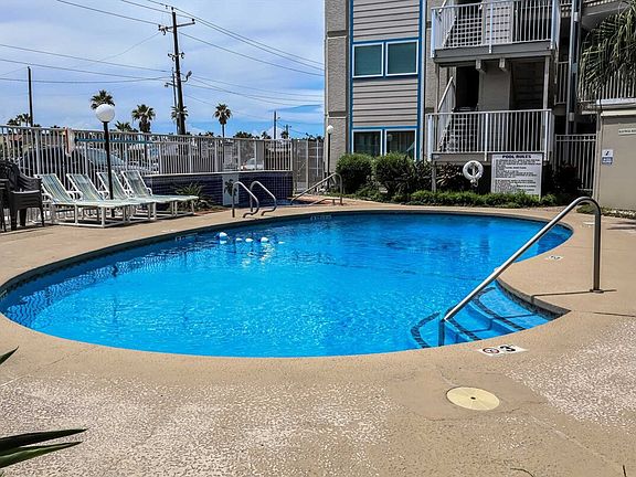 4th image of 5008 Gulf Blvd #Id1255580p