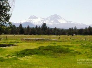 18910 Pinehurst Rd, Bend, OR 97703