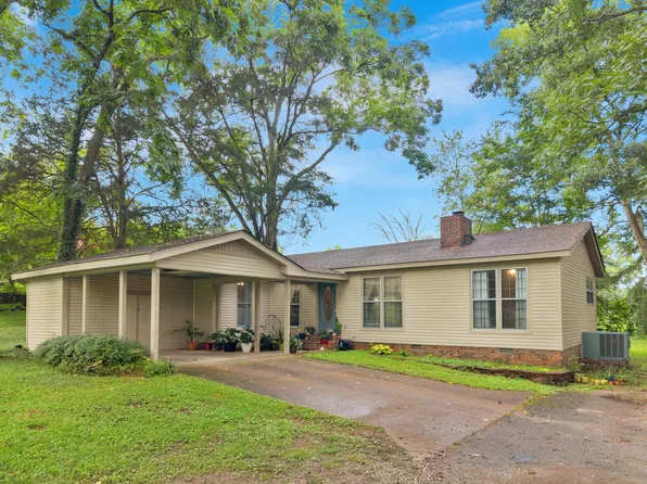 912 E College St, Pulaski, TN 38478