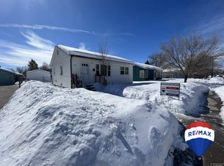 1013 E Jackson Ave, Riverton, WY 82501