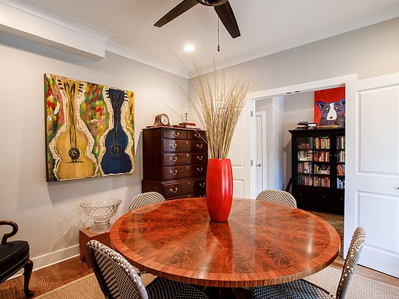5th image of 403 Acklen Park Dr