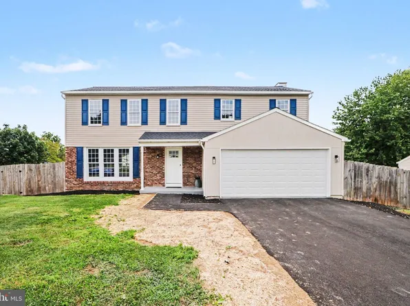 2308 Buckingham Ave, Mechanicsburg, PA 17055