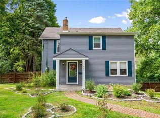 973 Willow Dr, Pittsburgh, PA
