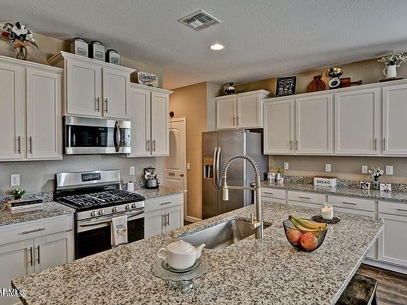 3rd image of 13813 W Remuda Dr