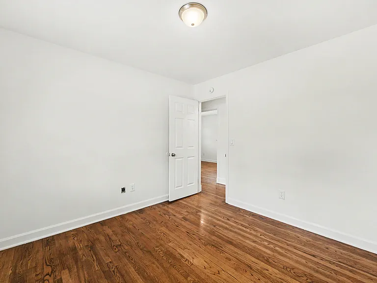 18 Ophir Dr — Photo 23