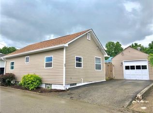 49 Locust St, Ellsworth Boro, PA 15331