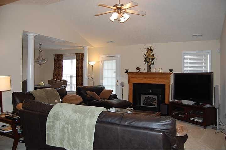 1st image of 258 Belle Chase Dr
