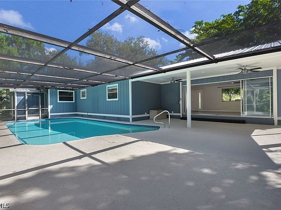 4th image of 920 Altadena Dr