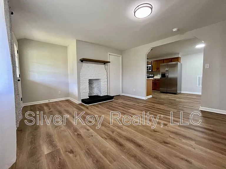 1719 Reed Rd — Photo 15