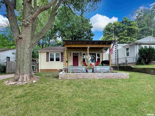 1506 S Capitol St, Pekin, IL 61554