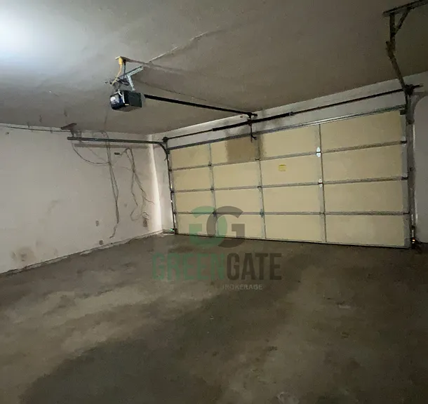 2201 Meadow Glen Dr — Photo 16