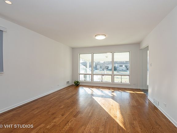 5th image of 9649 Kedvale Ave