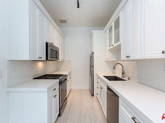 2nd image of 8497 Fountain Ave #C